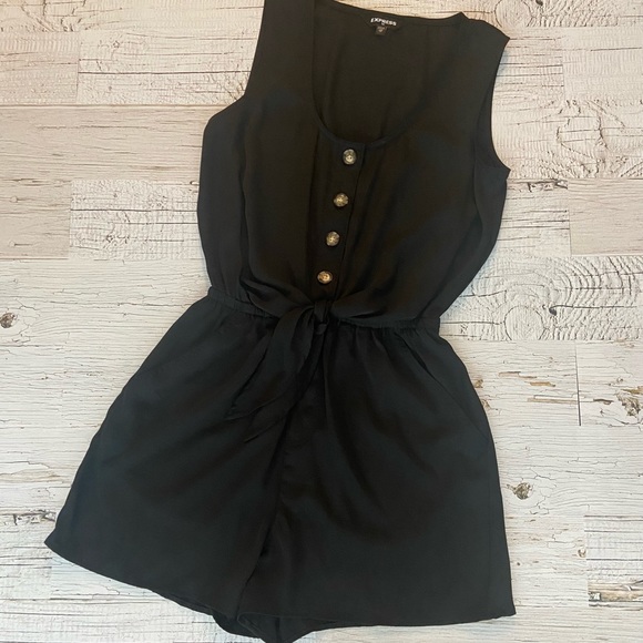 Express Romper - Picture 3 of 5